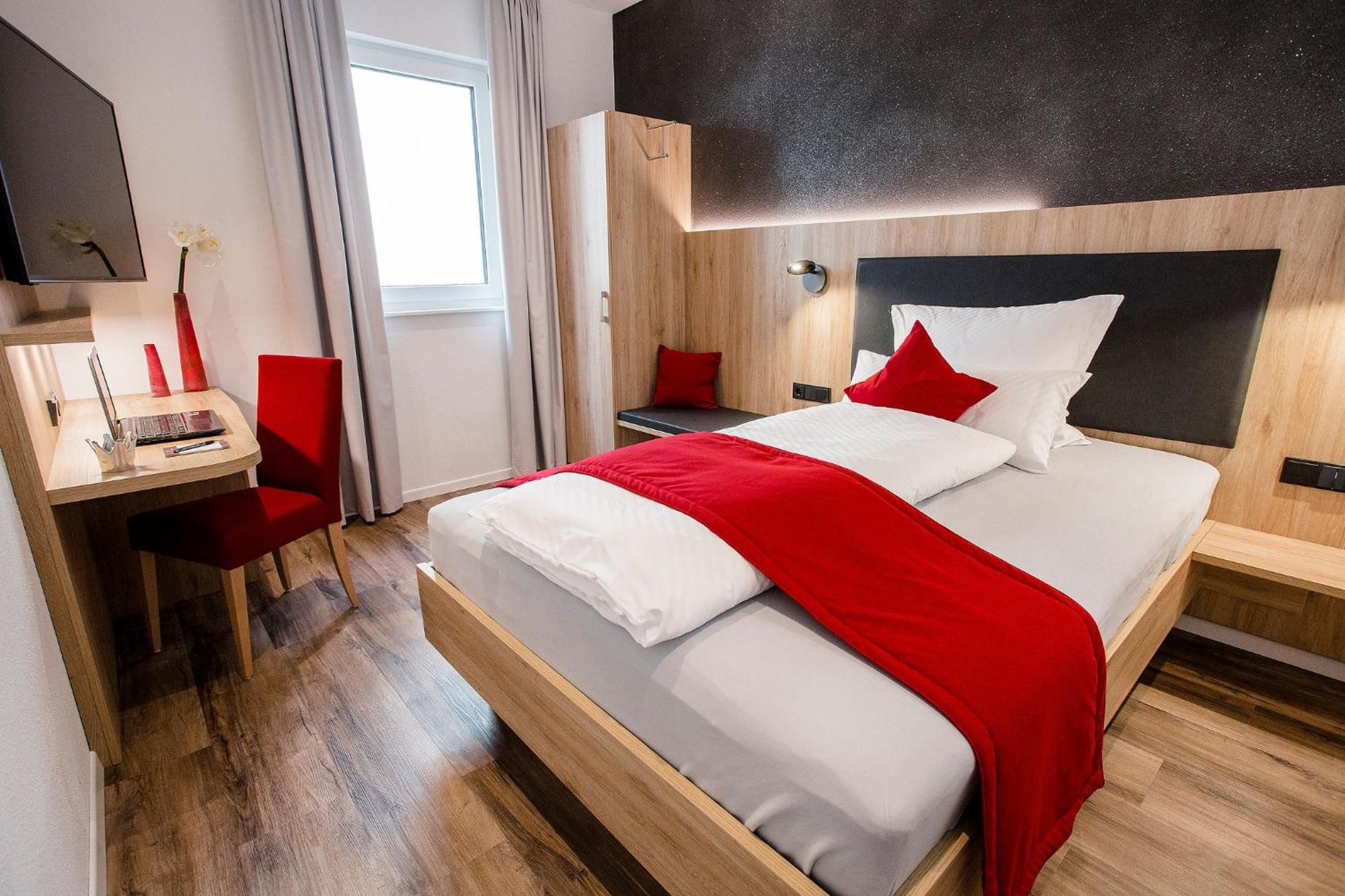 Gasthof Krone Bissingen  Rom bilde